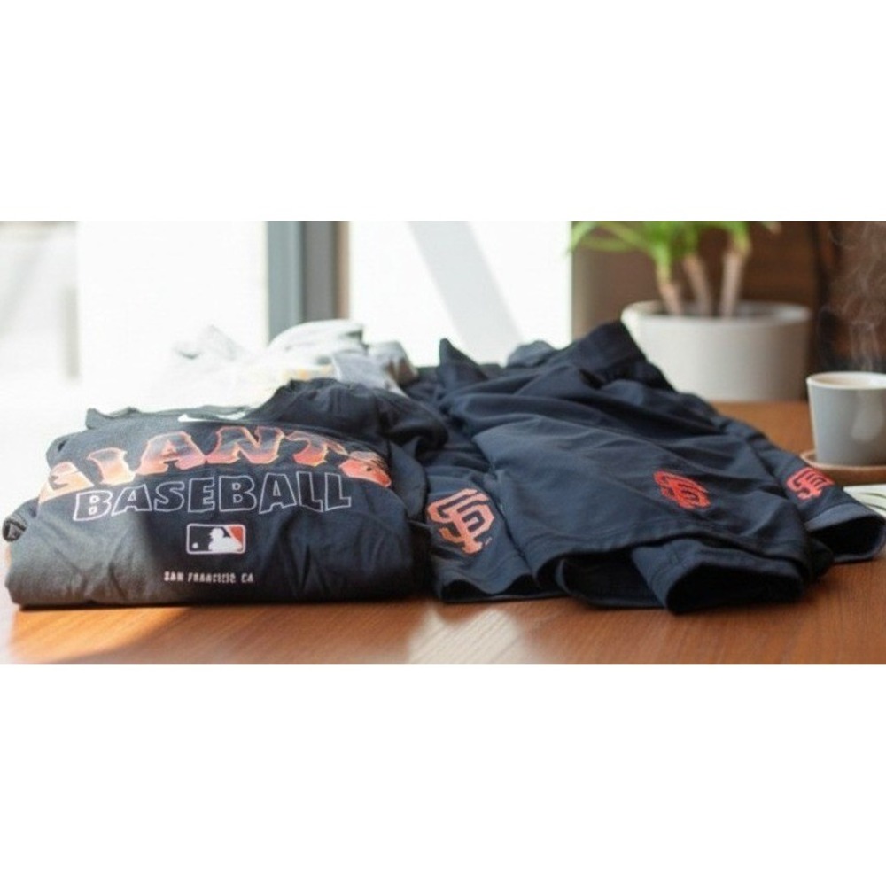 SF Giants Nike Dri Fit XXL Player Issued Sean Hjelle MLB Bundle‎